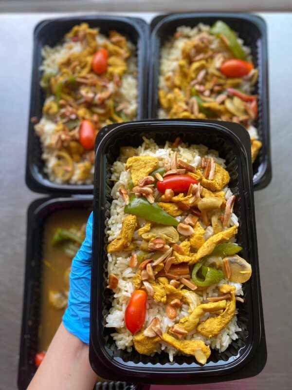 Chicken Curry with Rice <br> 780 Kcal